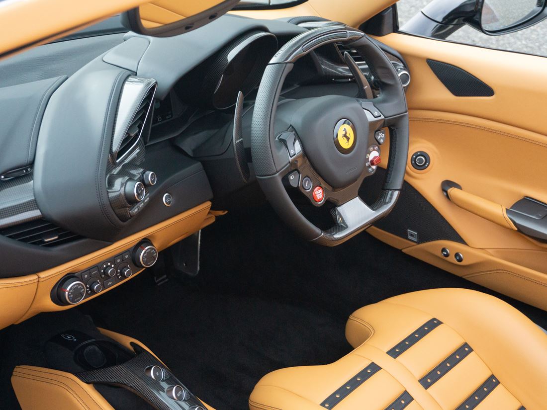 2018 Ferrari 488 Spider, 15/20