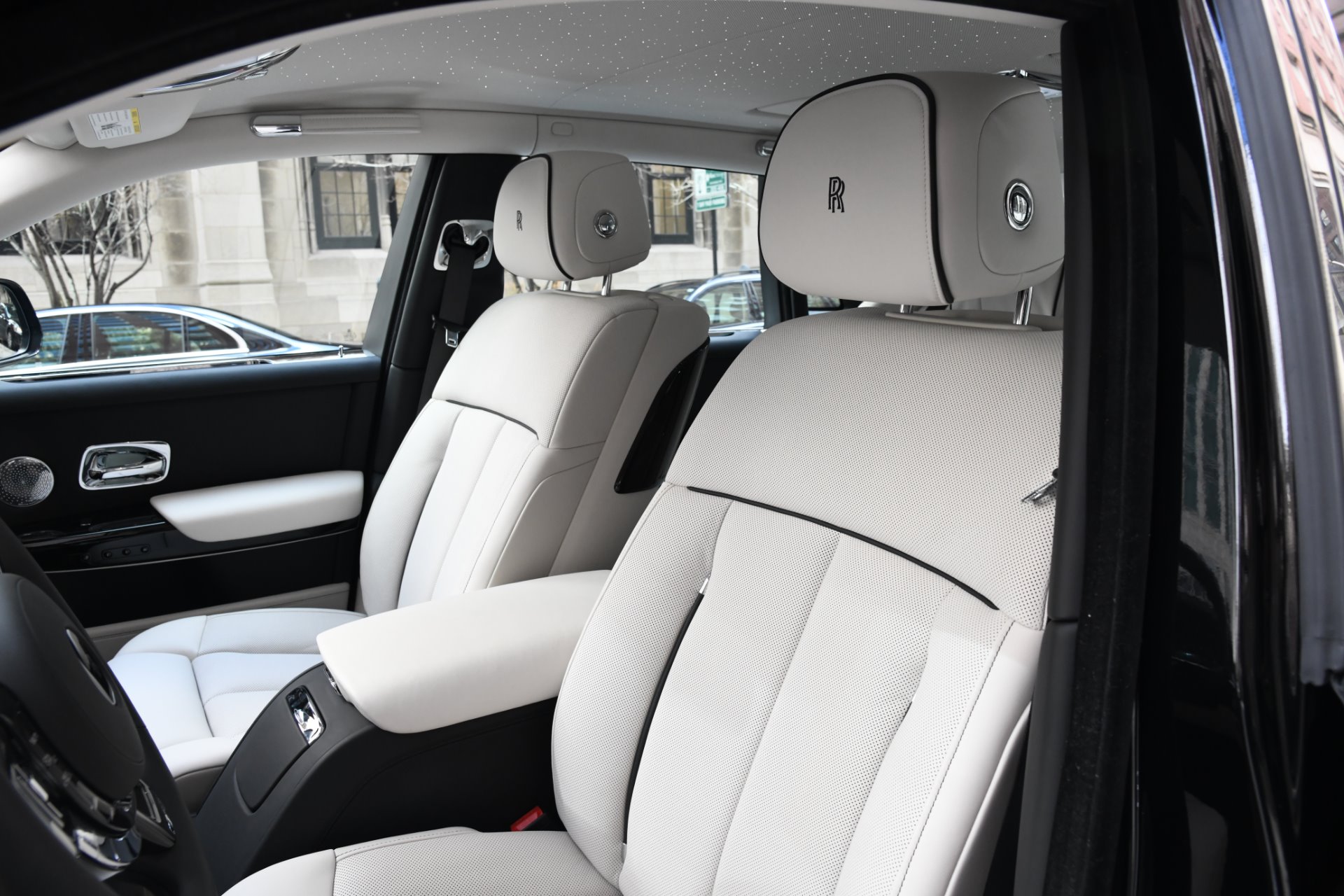 2018 ROLLS-ROYCE PHANTOM, 9/19
