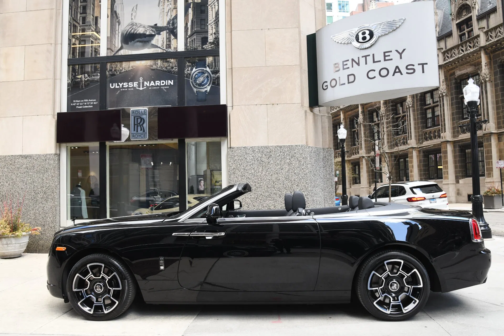 2018 Rolls-Royce Dawn for sale, exterior, Black