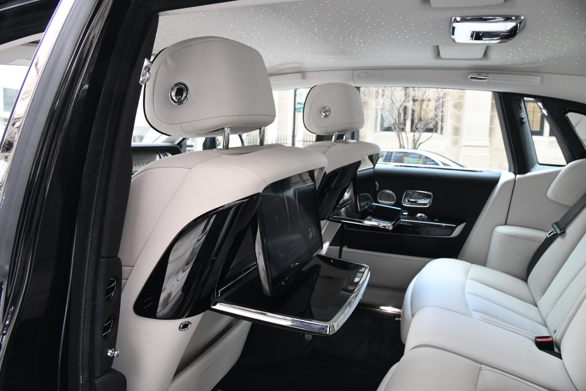 2018 ROLLS-ROYCE PHANTOM, 14/19