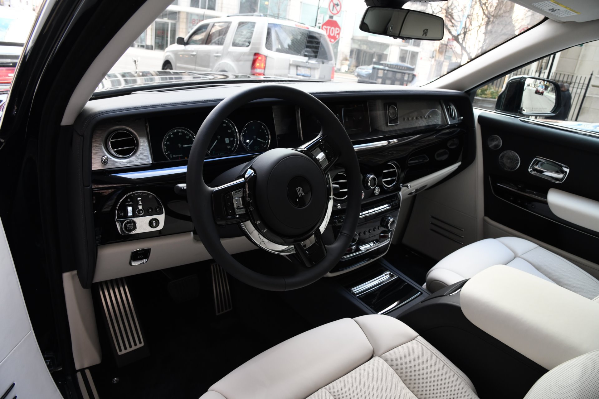 2018 ROLLS-ROYCE PHANTOM, 15/19