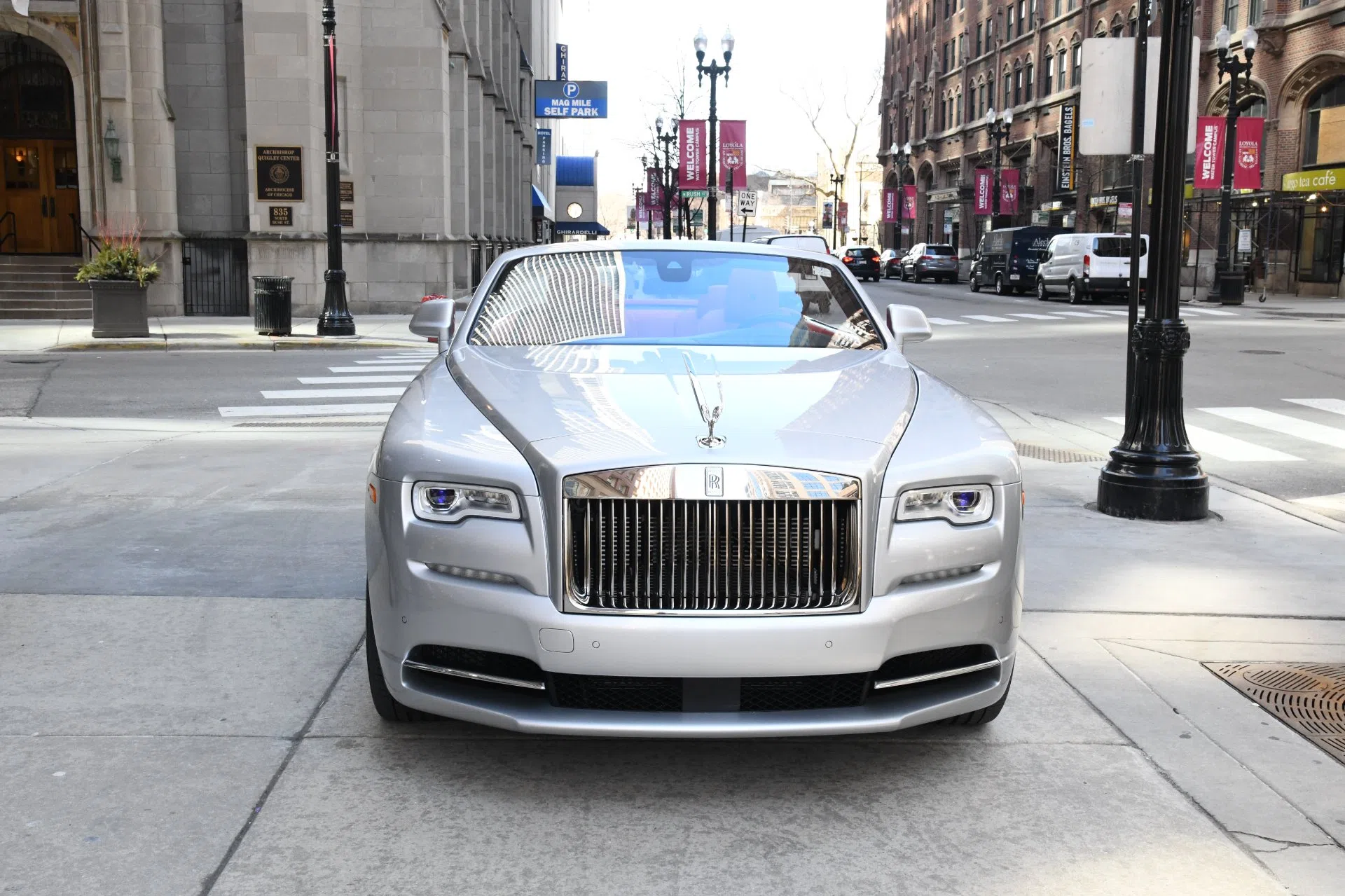 2017 Rolls-Royce Dawn for sale, exterior, Silber Metallic