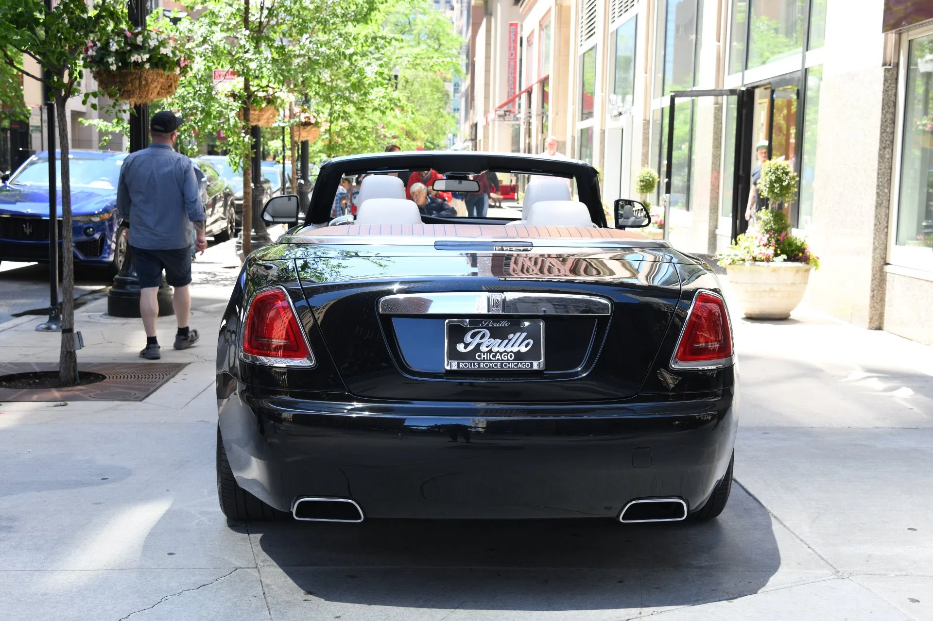 2017 Rolls-Royce Dawn for sale, exterior, Diamond Black