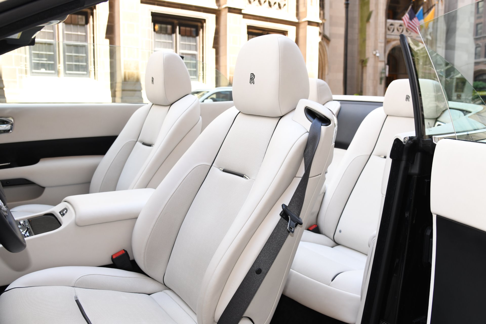 2017 Rolls-Royce Dawn, 8/18