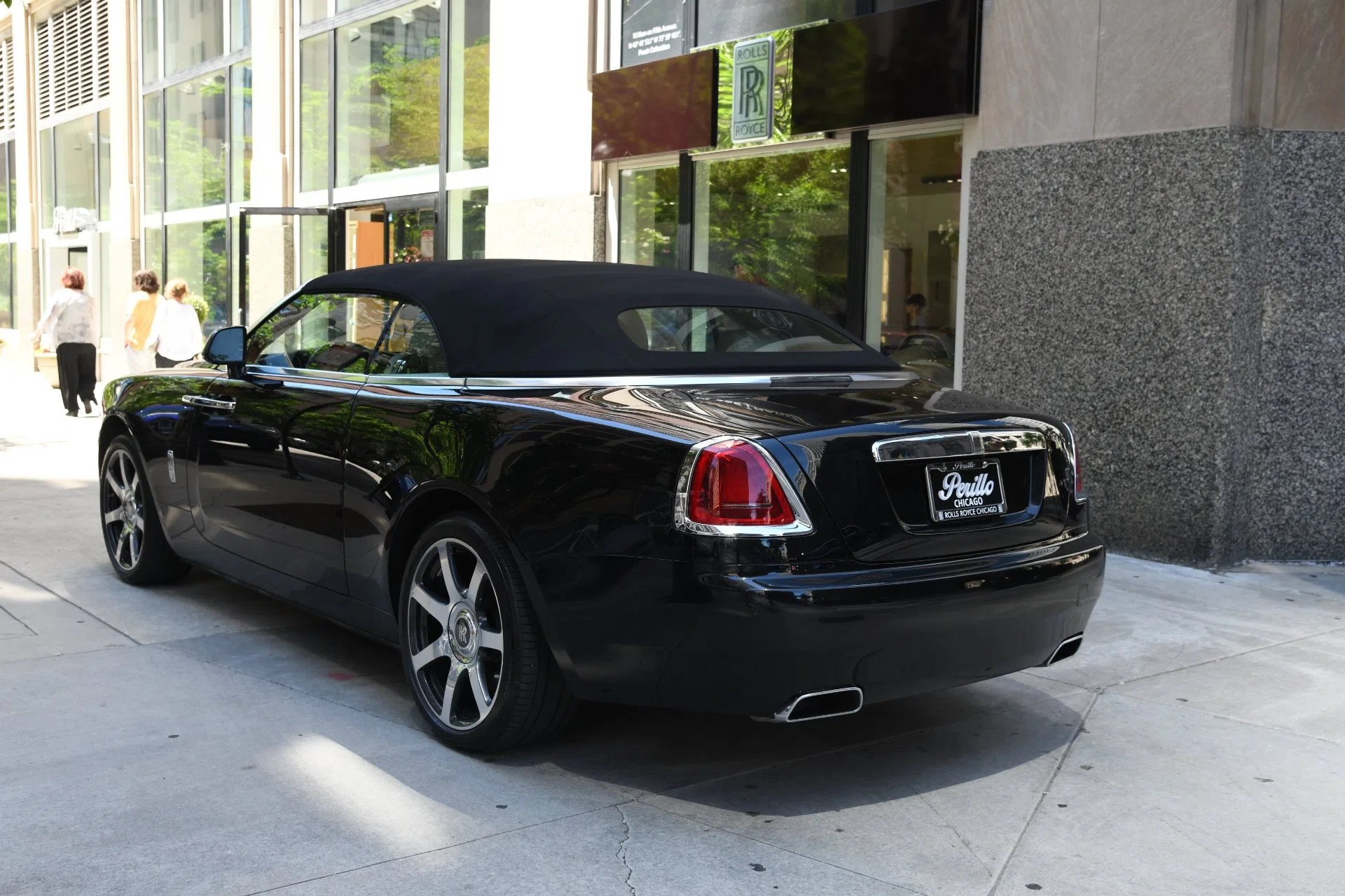 2017 Rolls-Royce Dawn for sale, exterior, Diamond Black