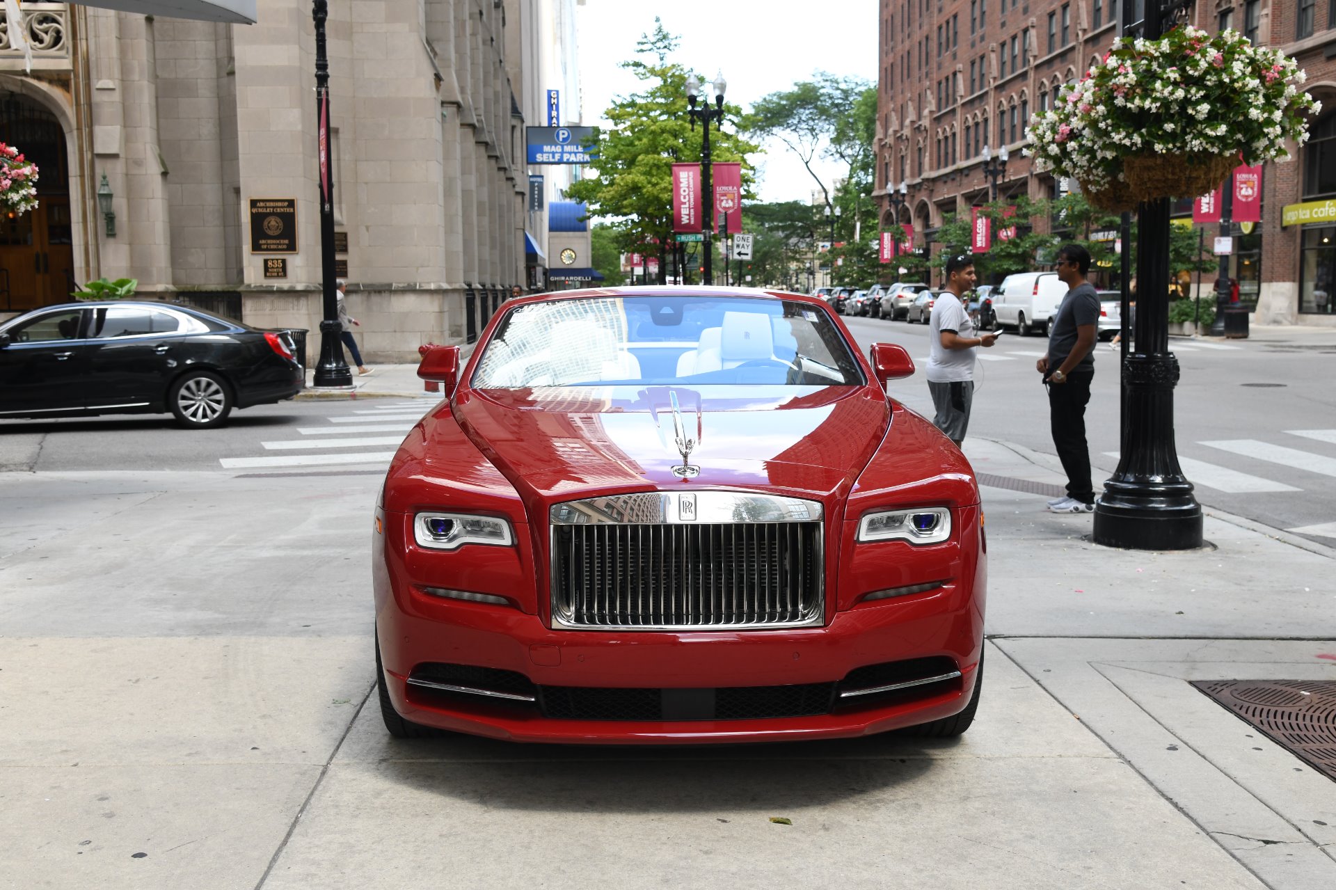 2017 Rolls-Royce Dawn, 2/22