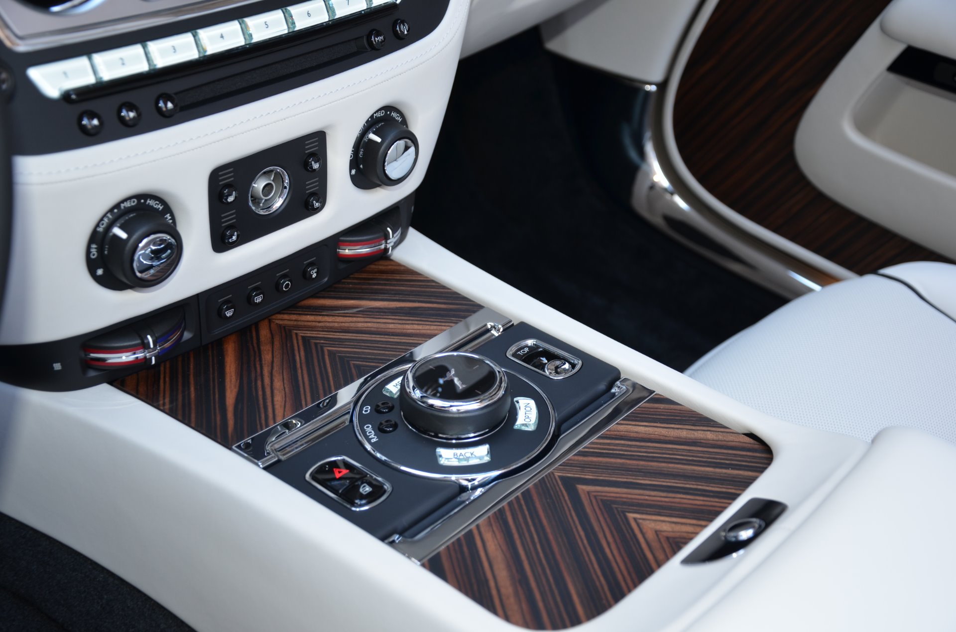 2016 Rolls-Royce Dawn, 9/17