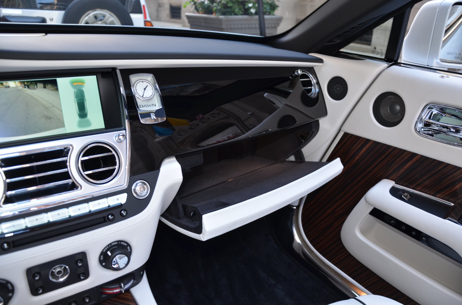 2016 Rolls-Royce Dawn, 12/17