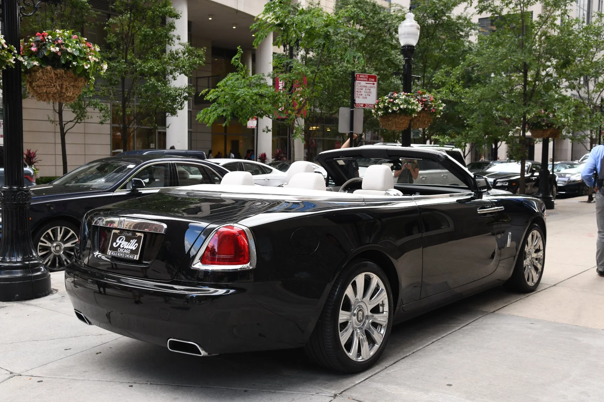 2016 Rolls-Royce Dawn for sale, exterior, Black