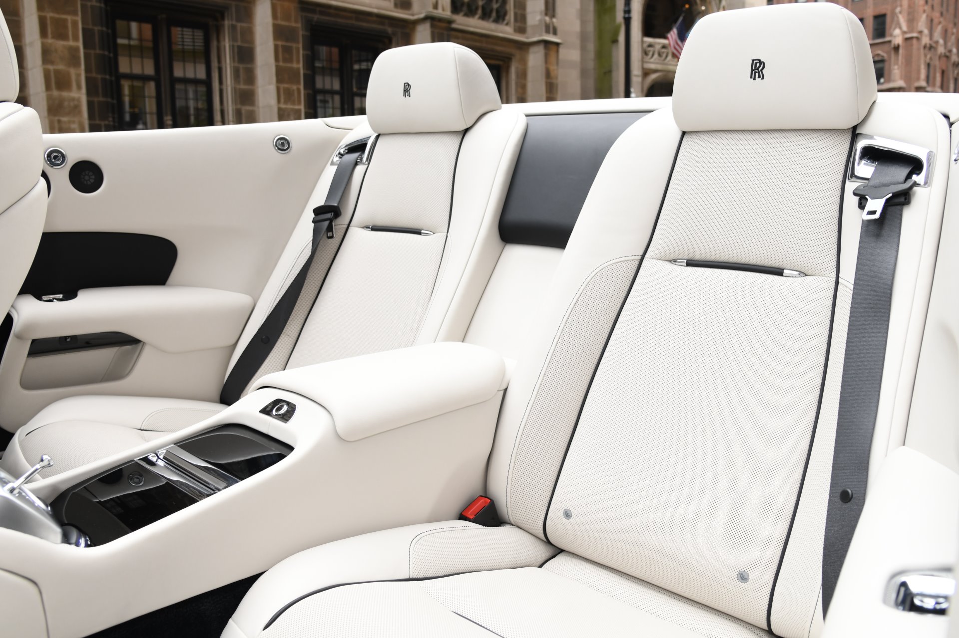 2016 Rolls-Royce Dawn, 9/18