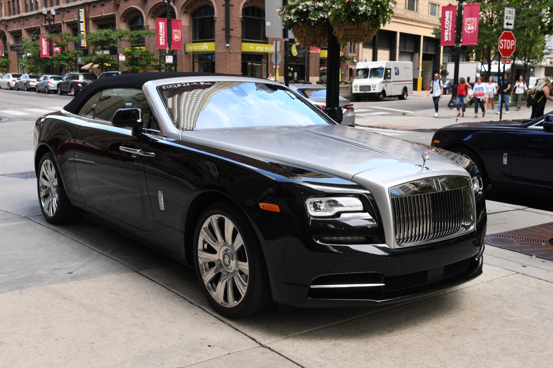 2016 Rolls-Royce Dawn, 15/18
