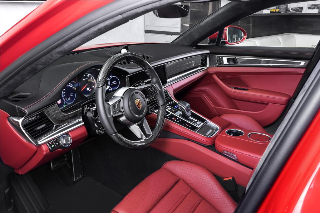 2017 Porsche Panamera Turbo exclusive, 10/20