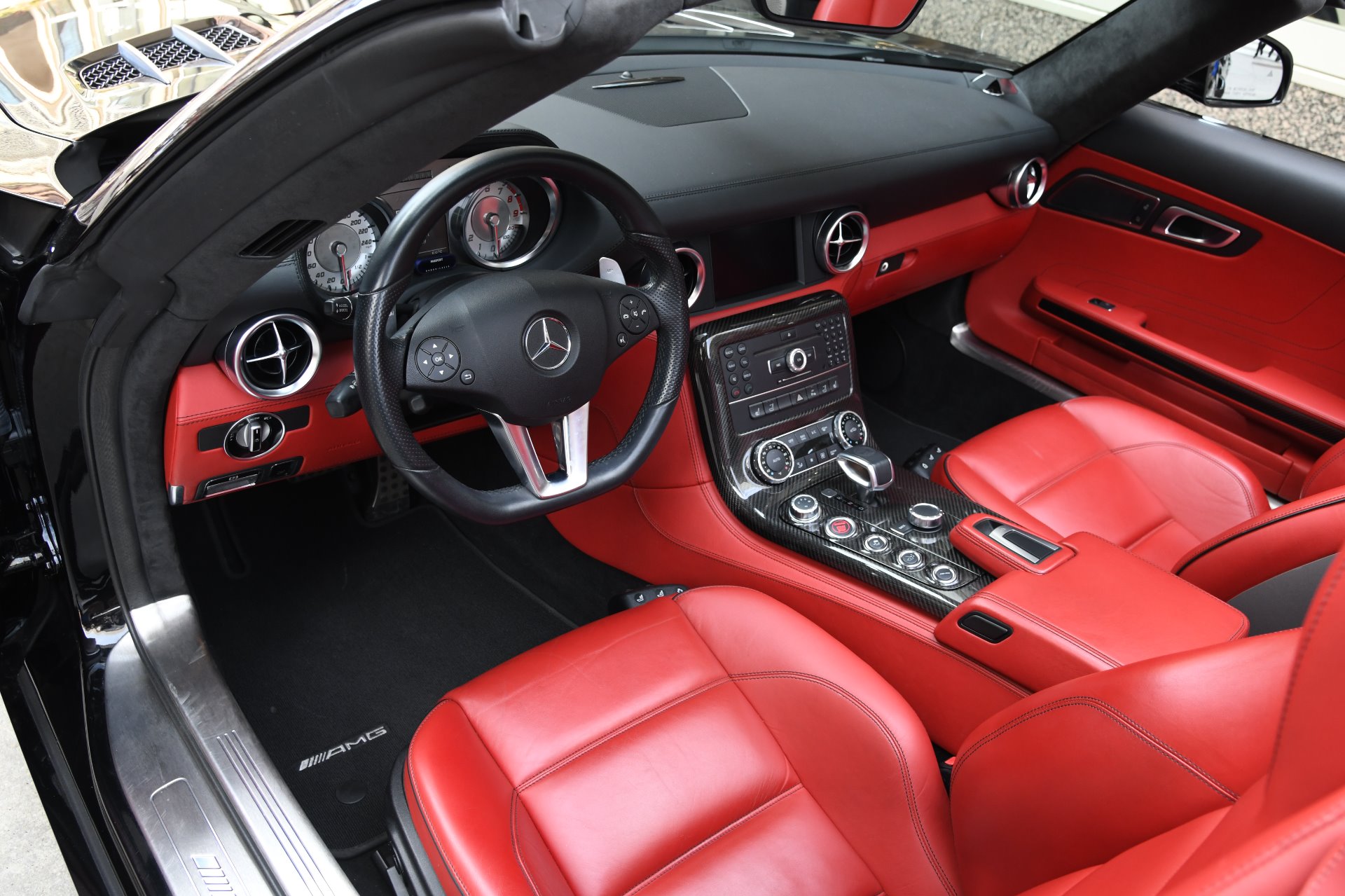 2012 Mercedes-Benz SLS AMG ROADSTER, 11/20