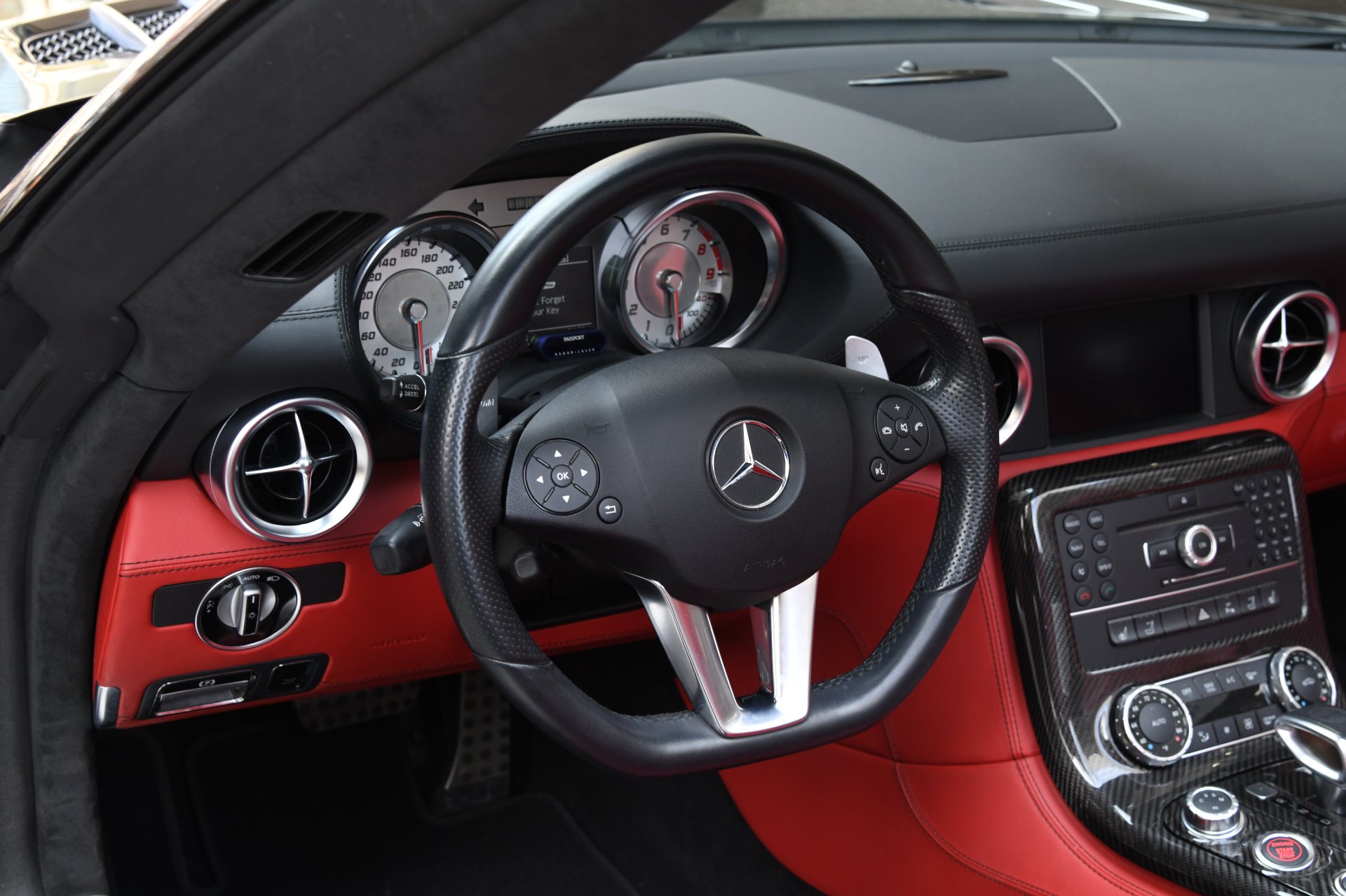 2012 Mercedes-Benz SLS AMG ROADSTER, 12/20