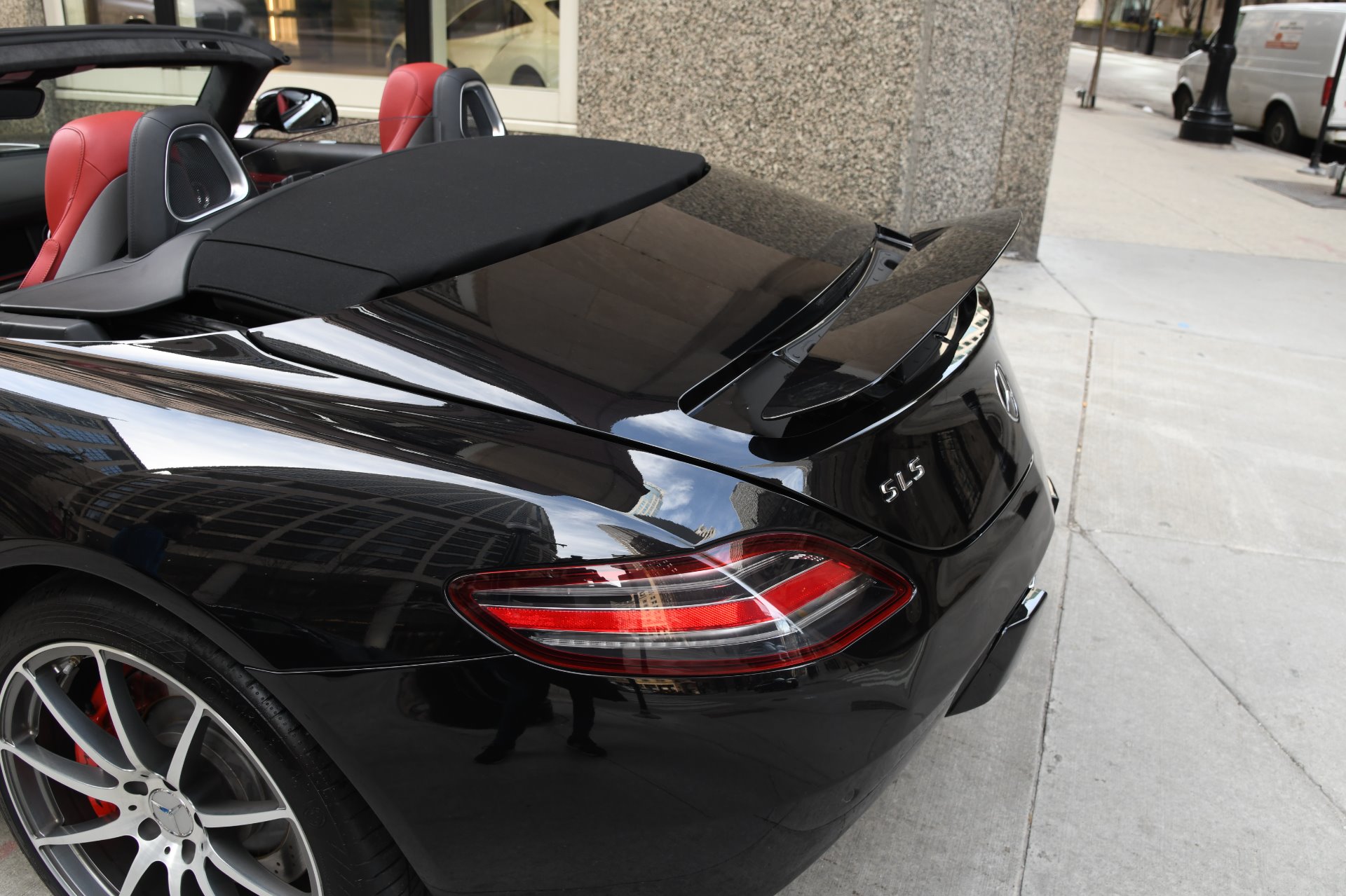 2012 Mercedes-Benz SLS AMG ROADSTER, 18/20