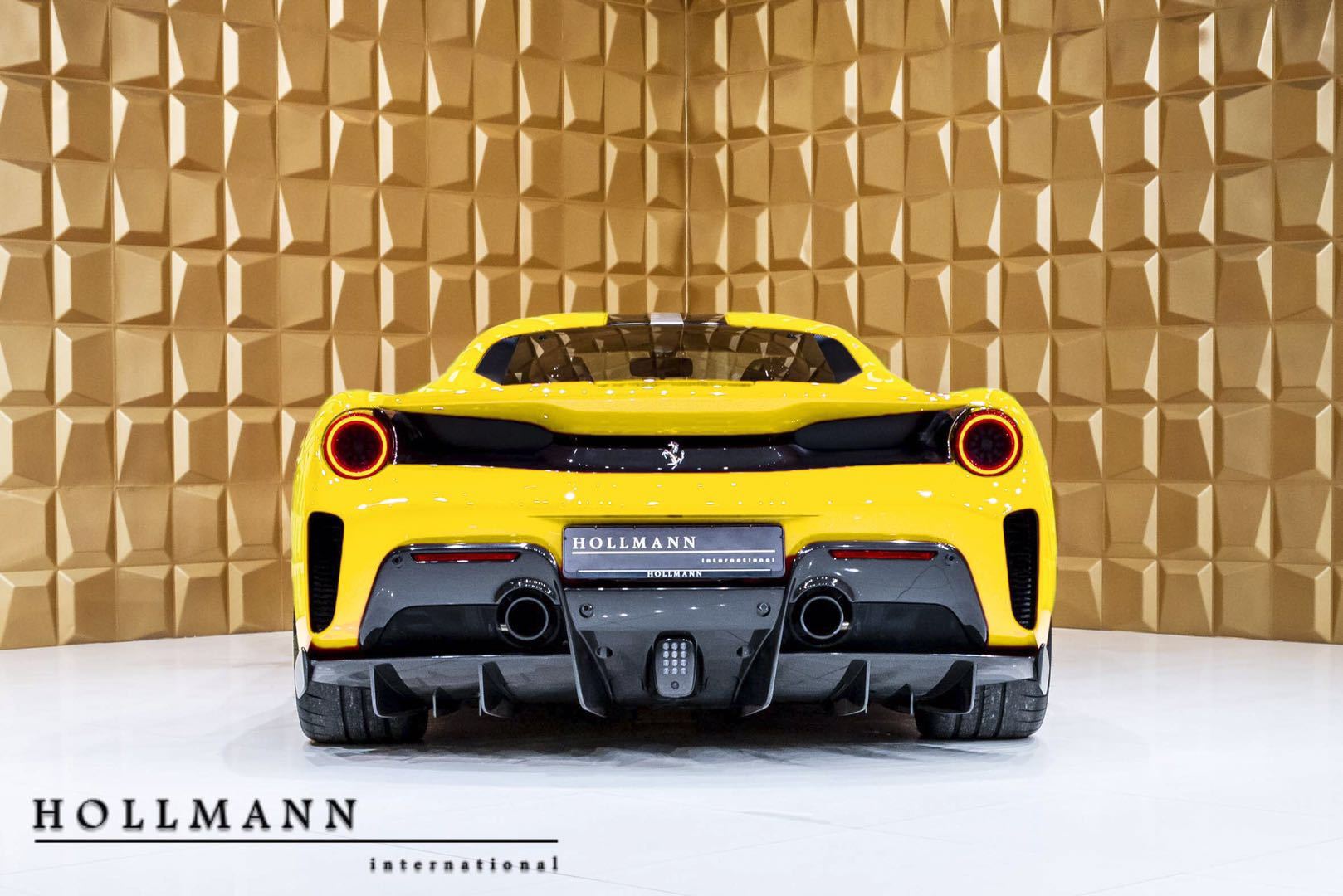 2020 Ferrari 488 Pista, 7/14
