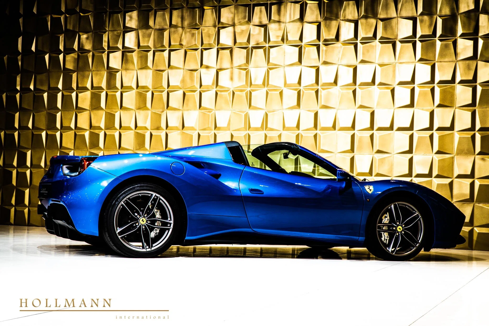 2015 Ferrari 488 Spider for sale, exterior, Blu Corsa