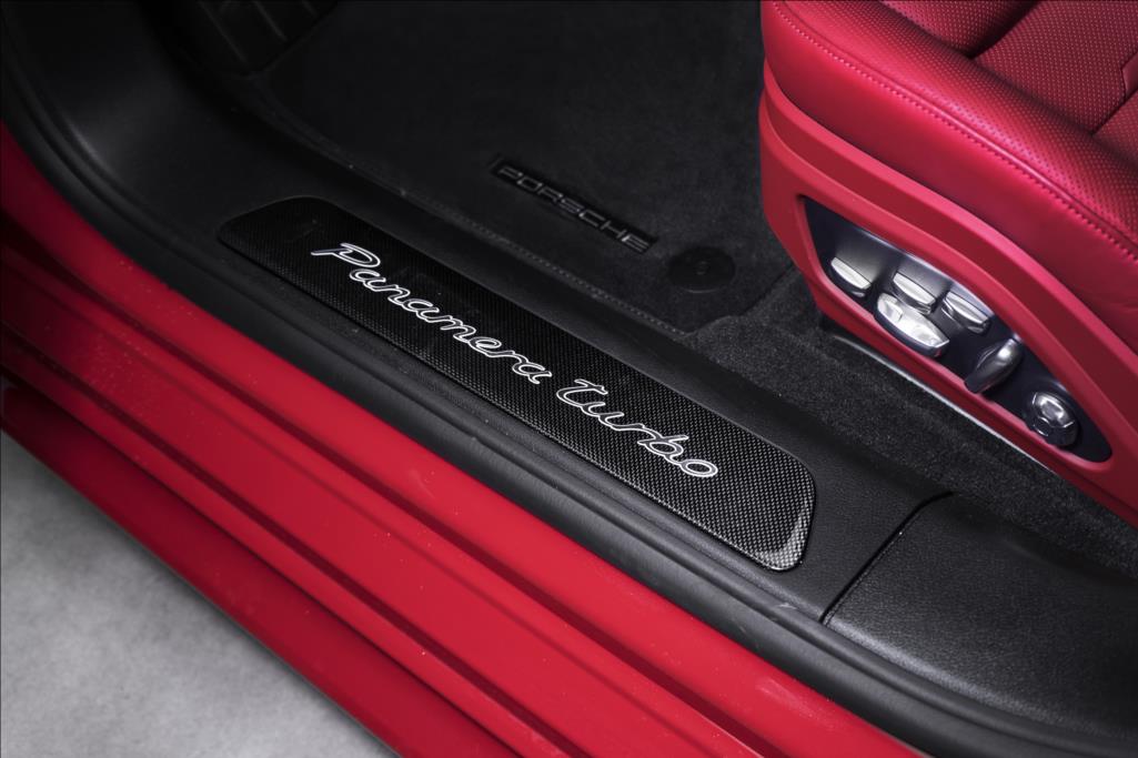 2017 Porsche Panamera Turbo exclusive, 17/20