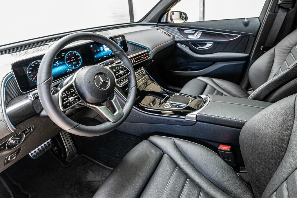 2020 Mercedes-Benz EQC 400 4M, 11/20