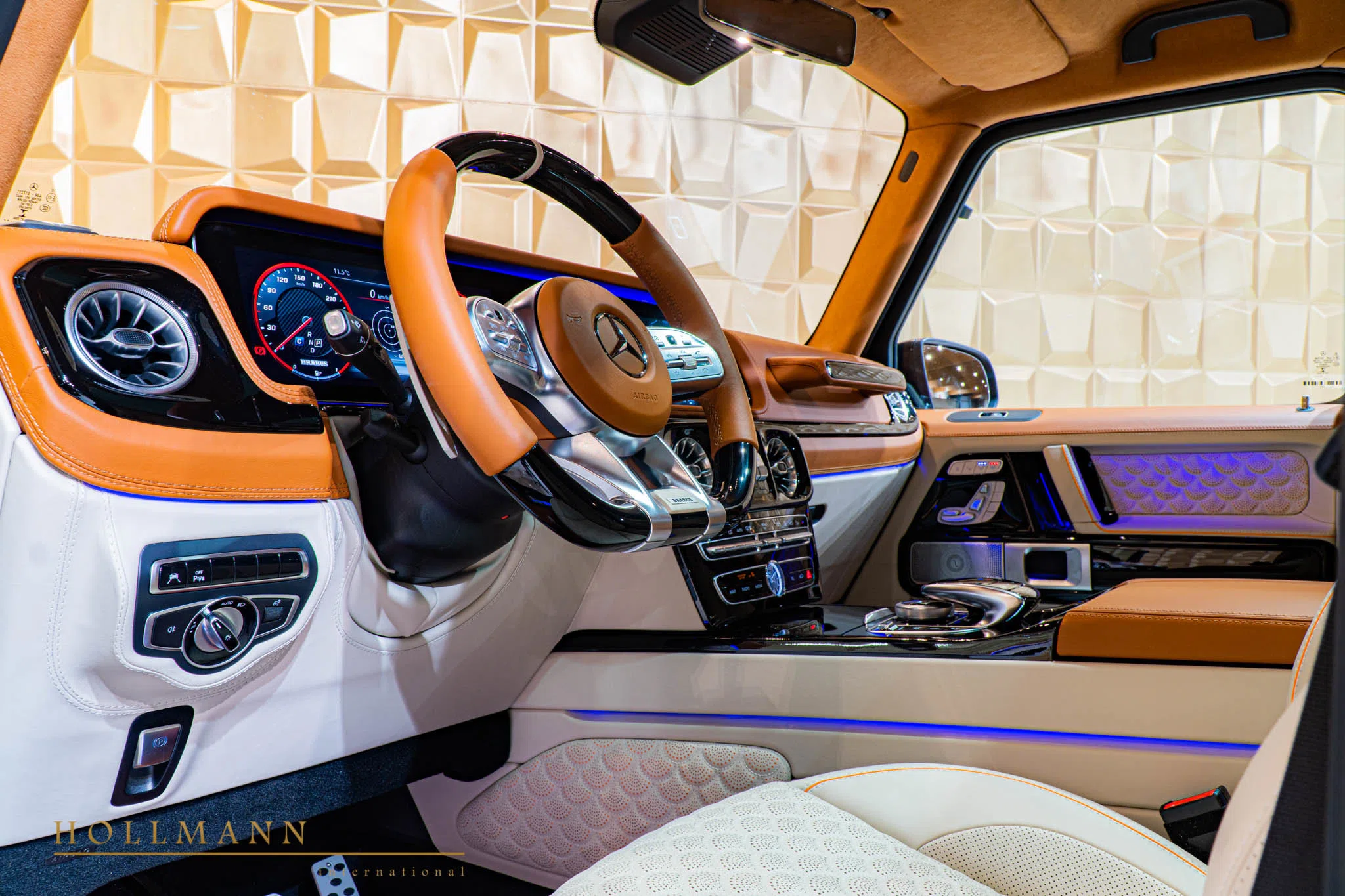 2020 BRABUS G 800 interior, dashboard, BRABUS Leather Nappa Cuoio / Beige
