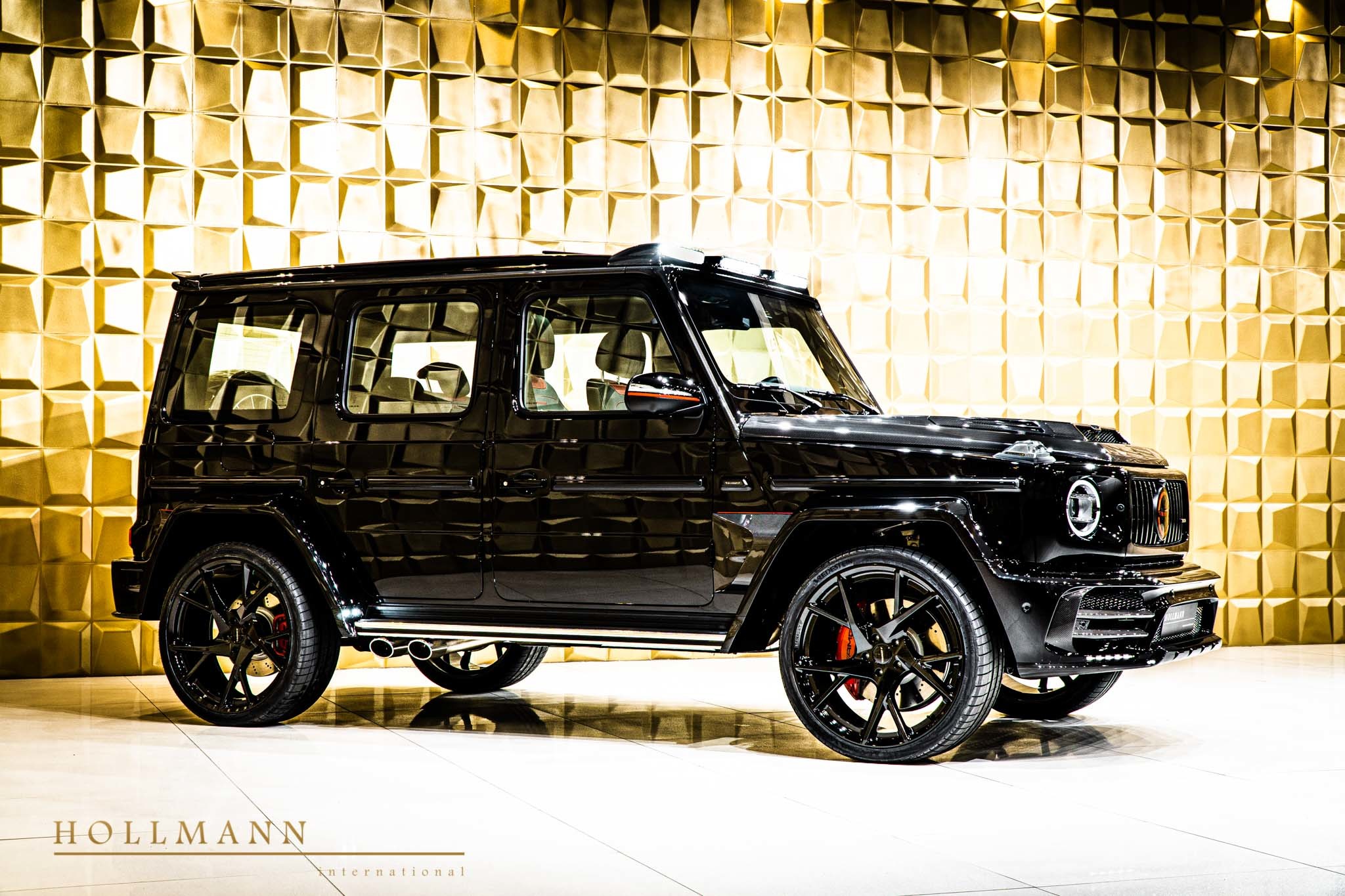 2020 Mansory G-Class, 19/20