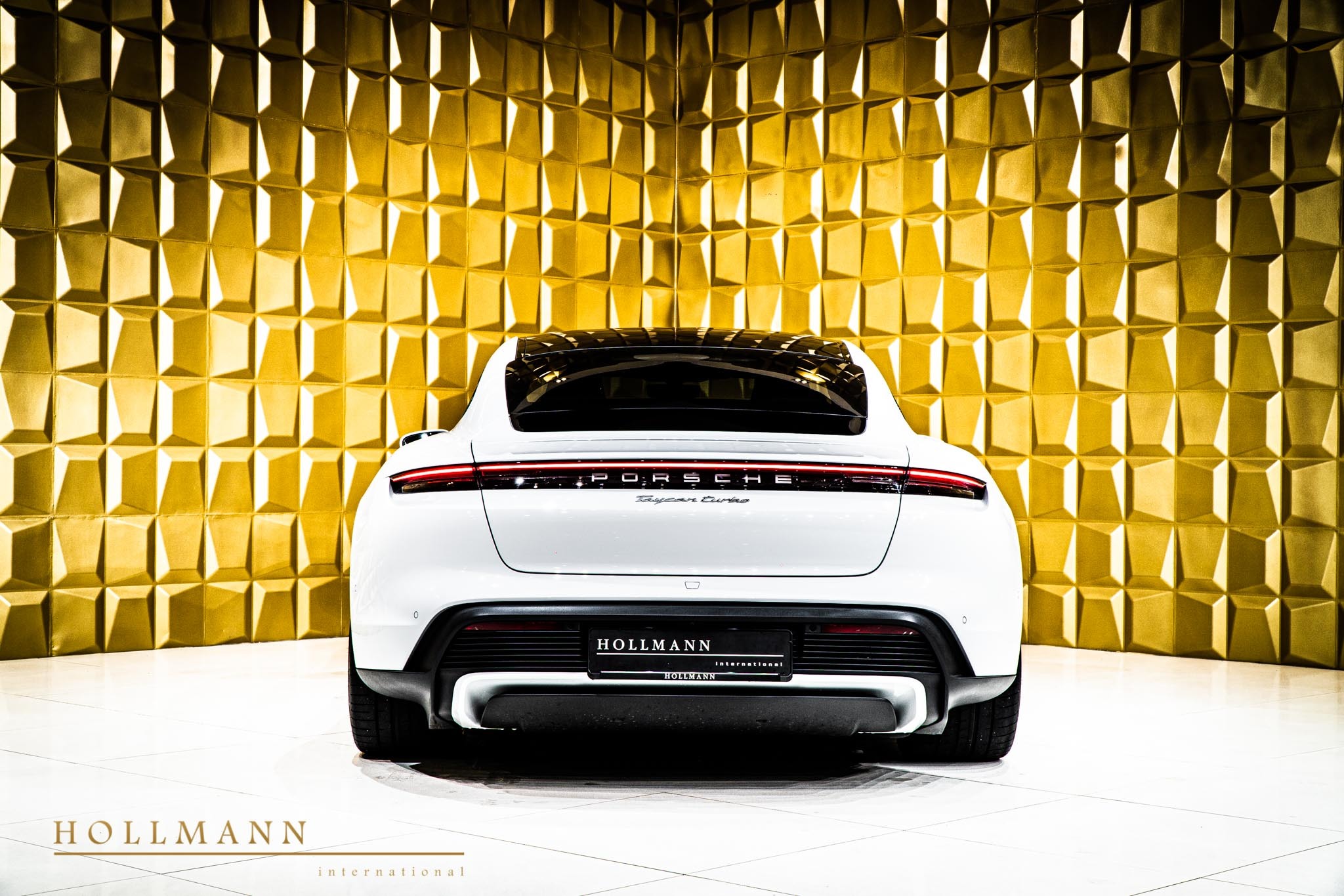 2020 Porsche Taycan Turbo, 4/23