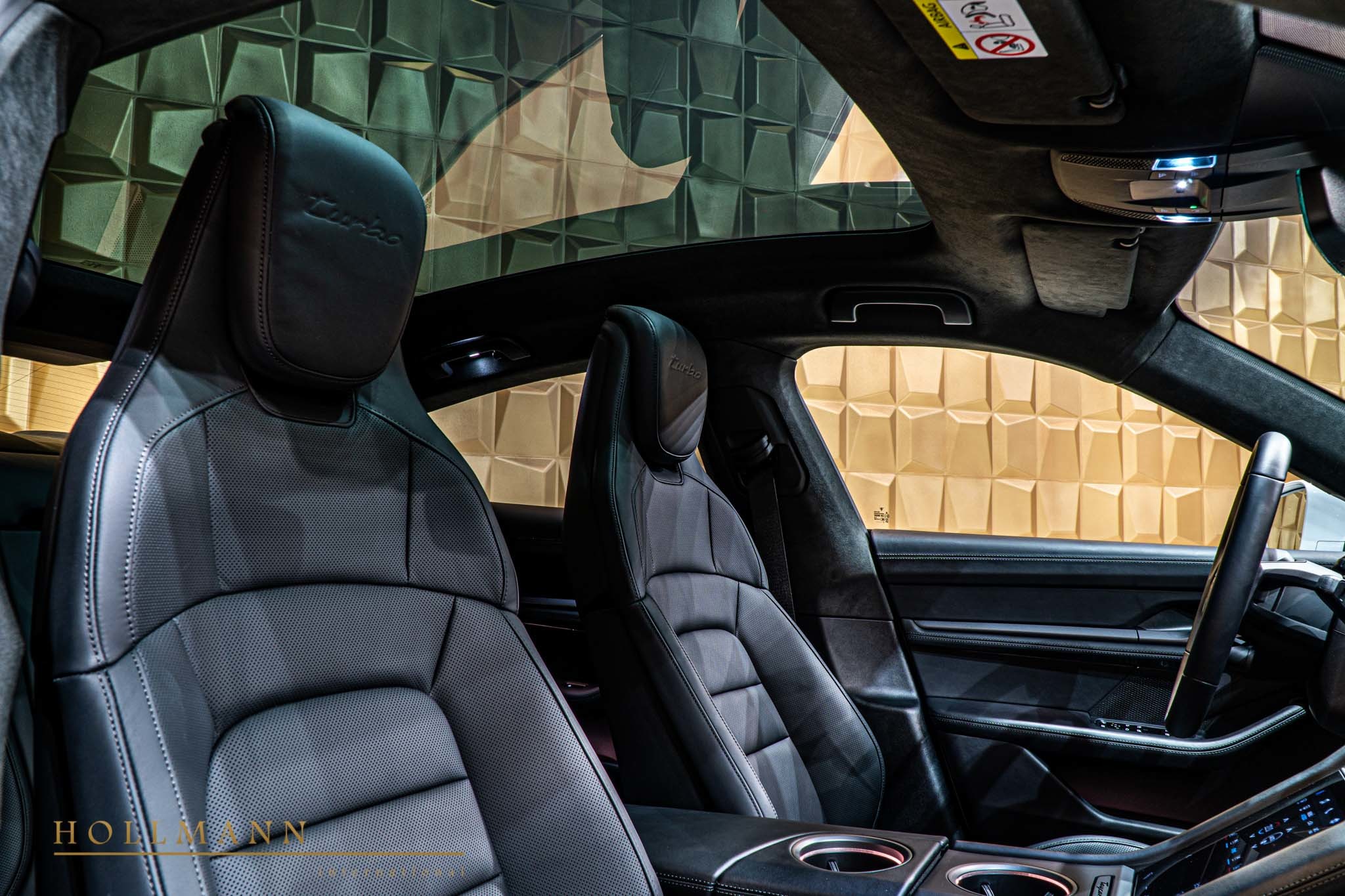 2020 Porsche Taycan Turbo, 12/23