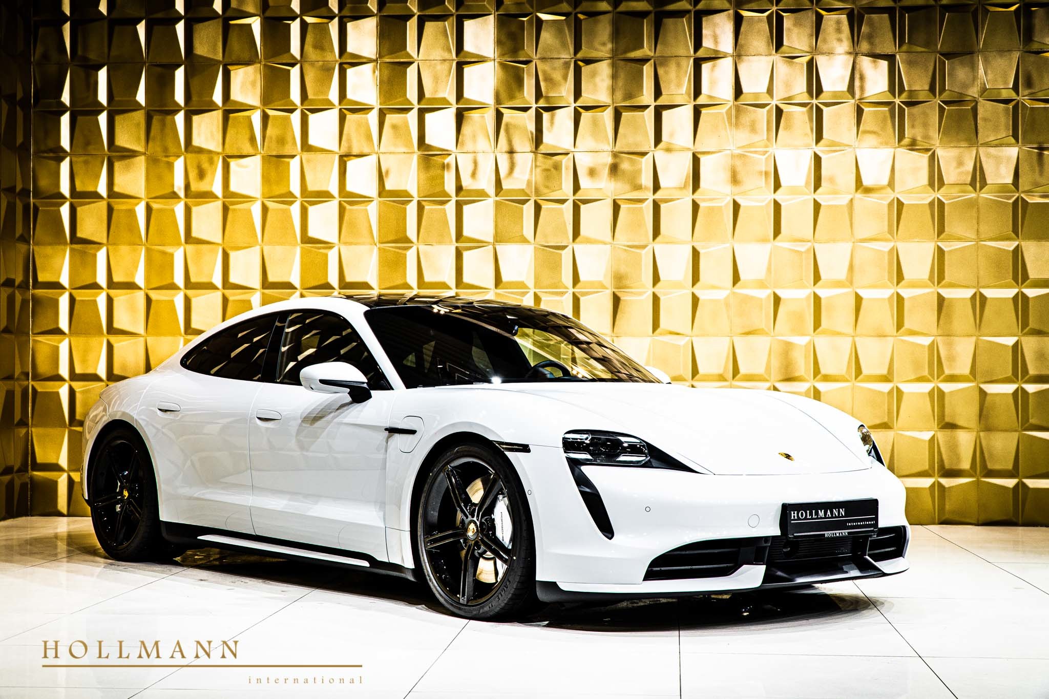 2020 Porsche Taycan Turbo, 20/23