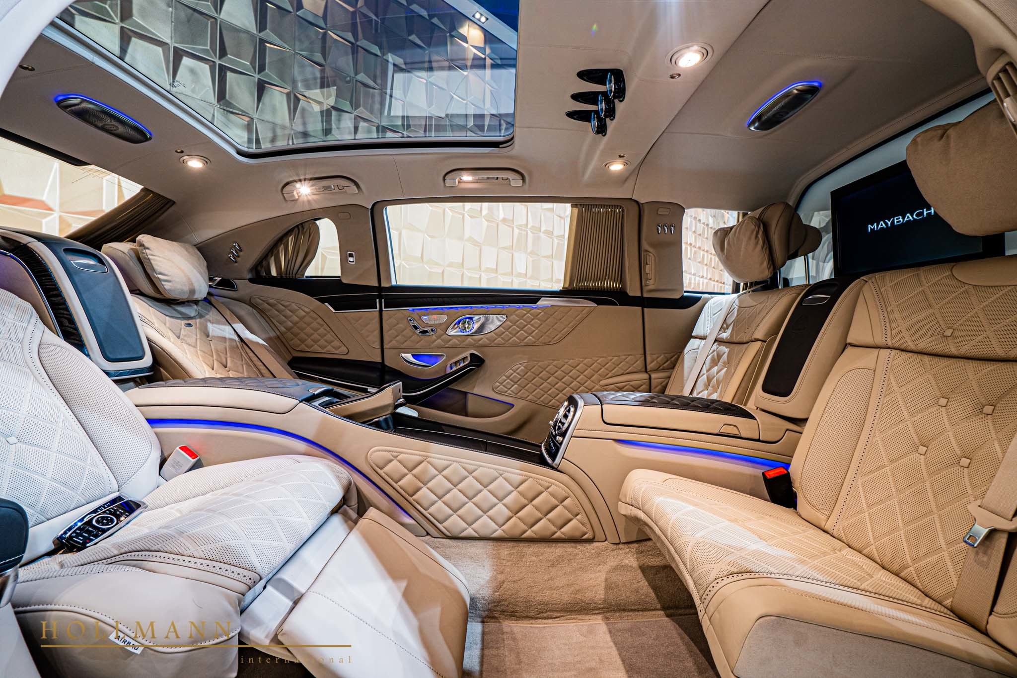 2020 Mercedes-Maybach S 650 Pullman, 19/20