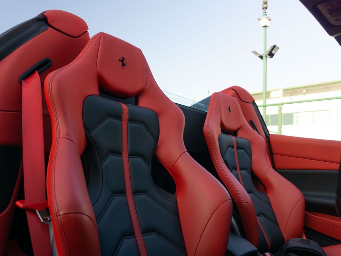 2016 Ferrari 488 Spider, 6/20