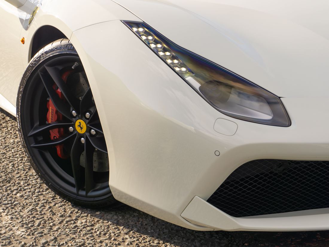 2017 Ferrari 488 GTB, 3/20