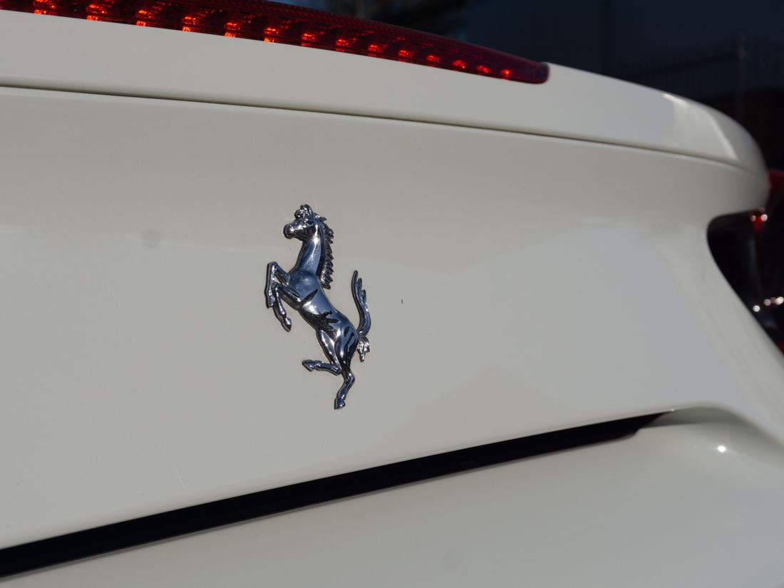 2017 Ferrari 488 GTB, 19/20