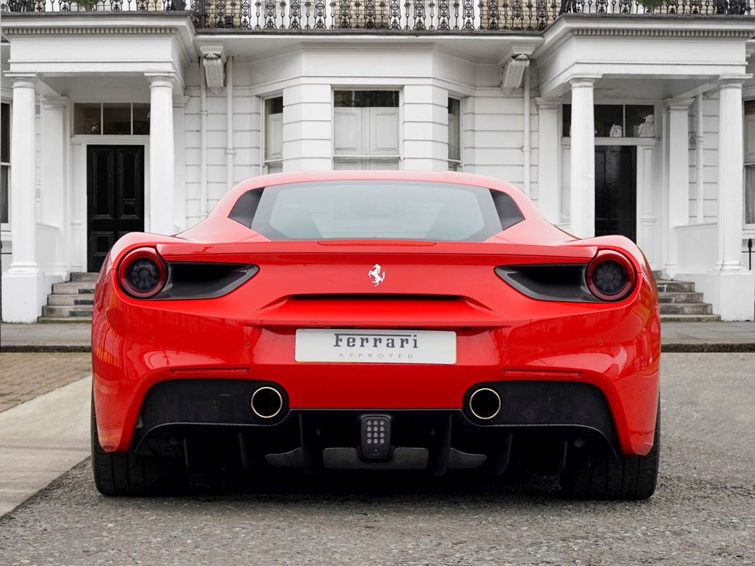 2016 Ferrari 488 GTB, 10/17