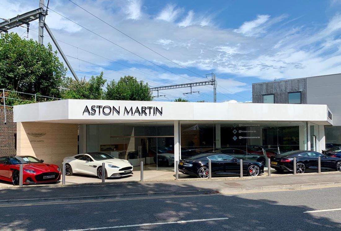 2020 Aston Martin DBS Superleggera volante, 9/16