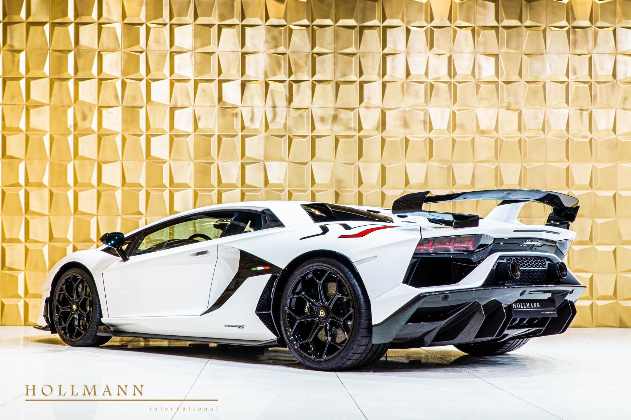 2020 Lamborghini Aventador SVJ, 6/20