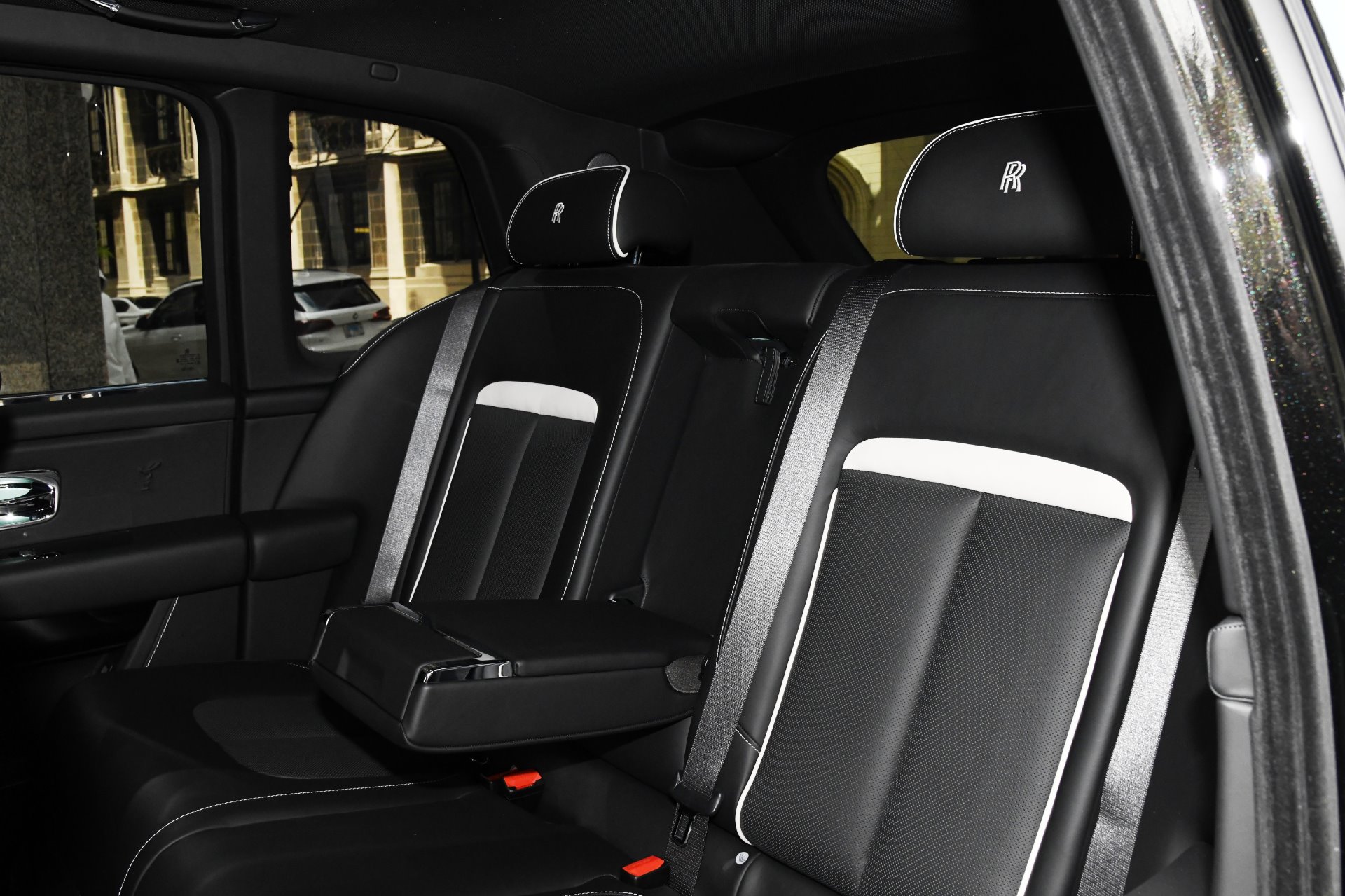 2020 Rolls-Royce Cullinan, 9/17