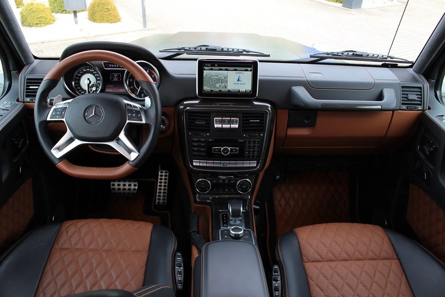 2014 Mercedes-Benz G63 AMG 6x6 interior, Grey/Black