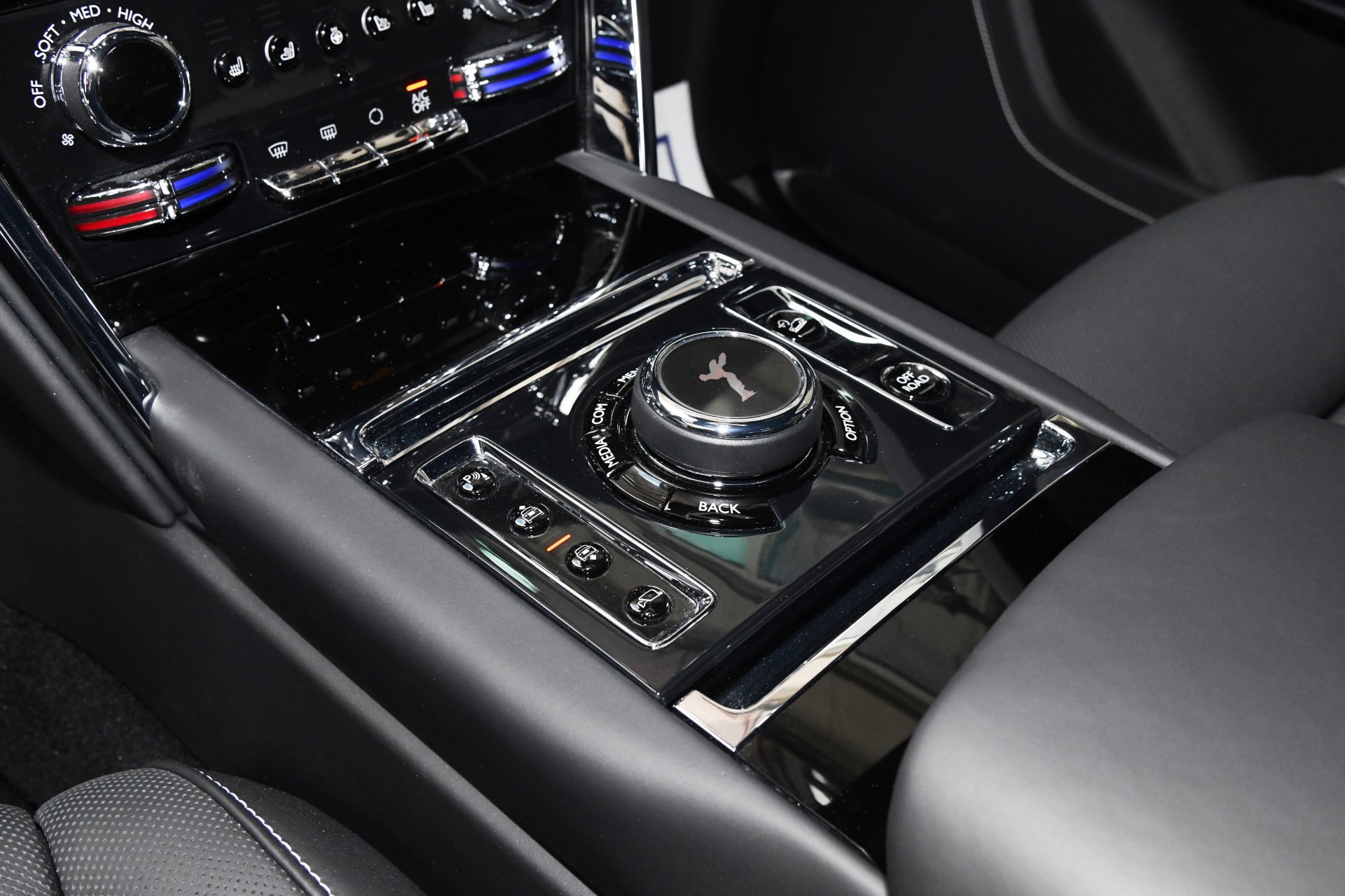 2020 Rolls-Royce Cullinan, 14/17