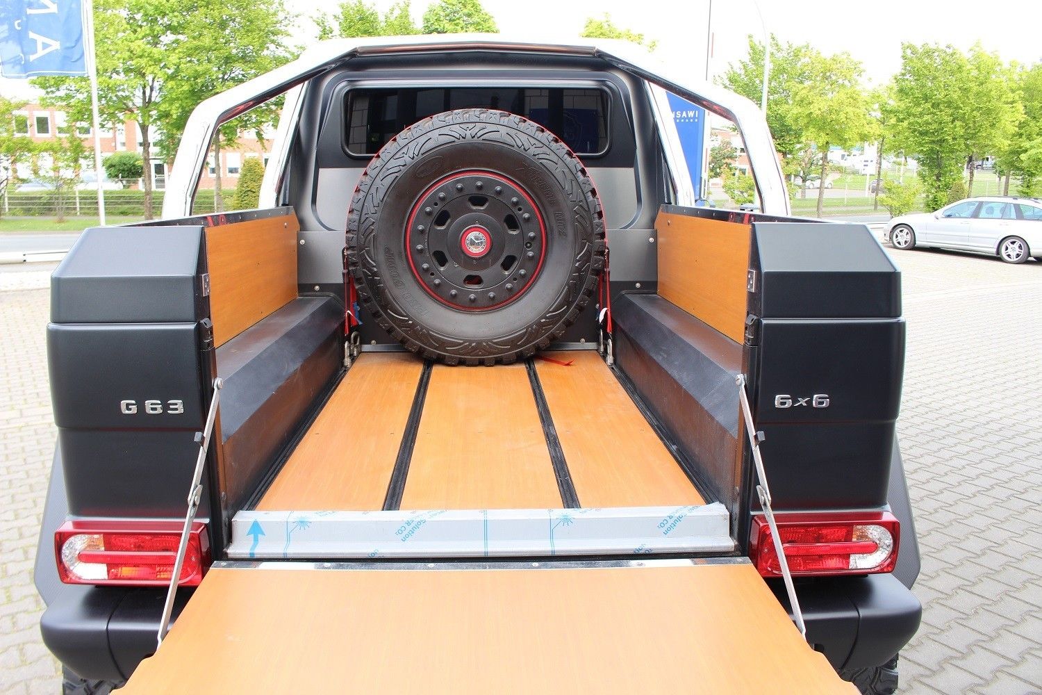 2014 Mercedes-Benz G63 AMG 6x6, 5/20
