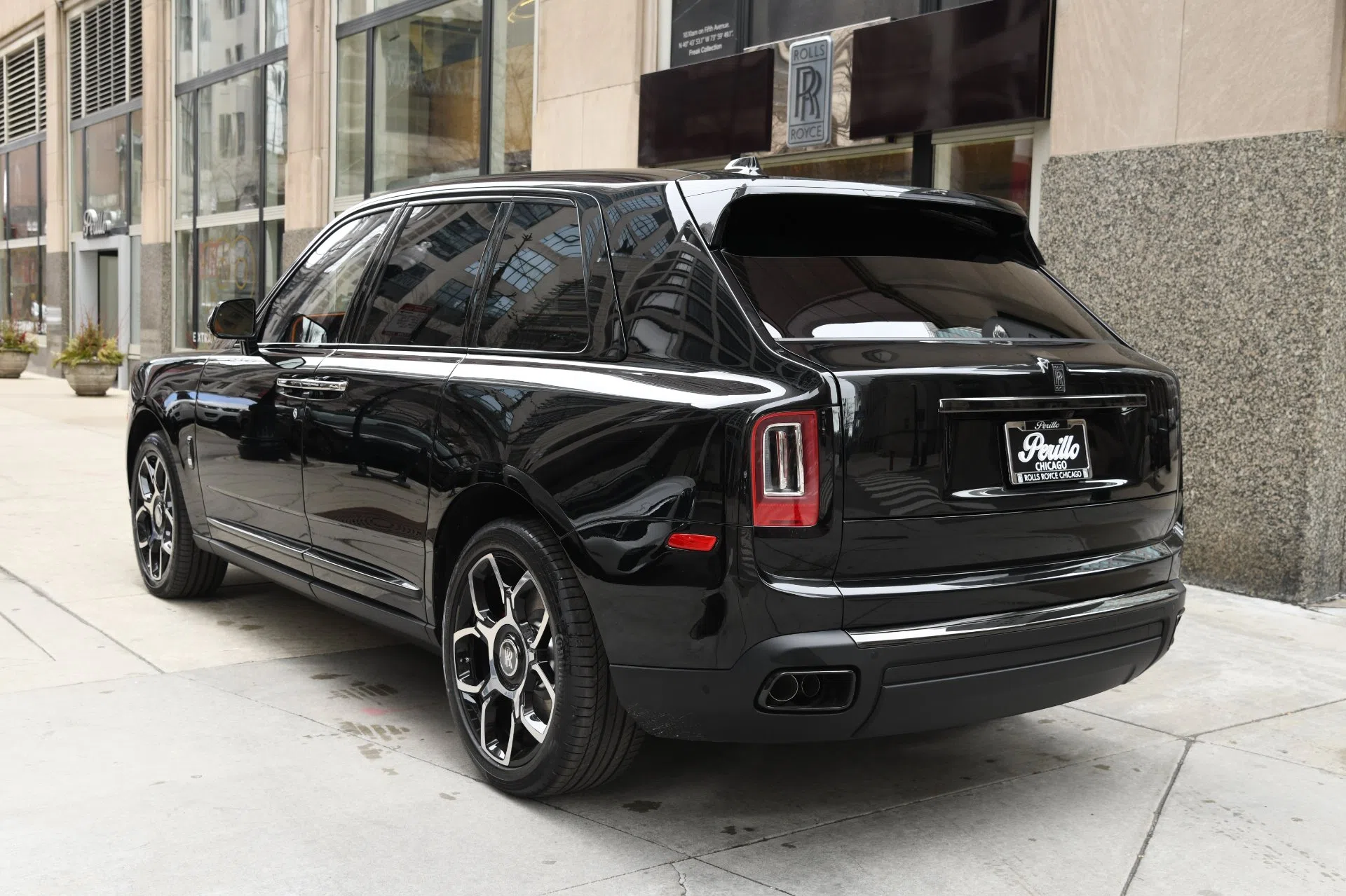 2020 Rolls-Royce Cullinan Black Badge, rear three-quarter view
