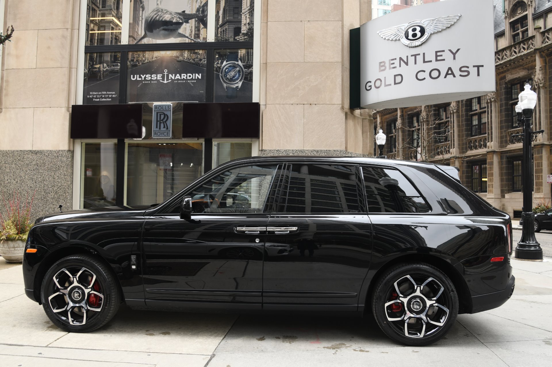 2020 Rolls-Royce Cullinan Black Badge, 6/19