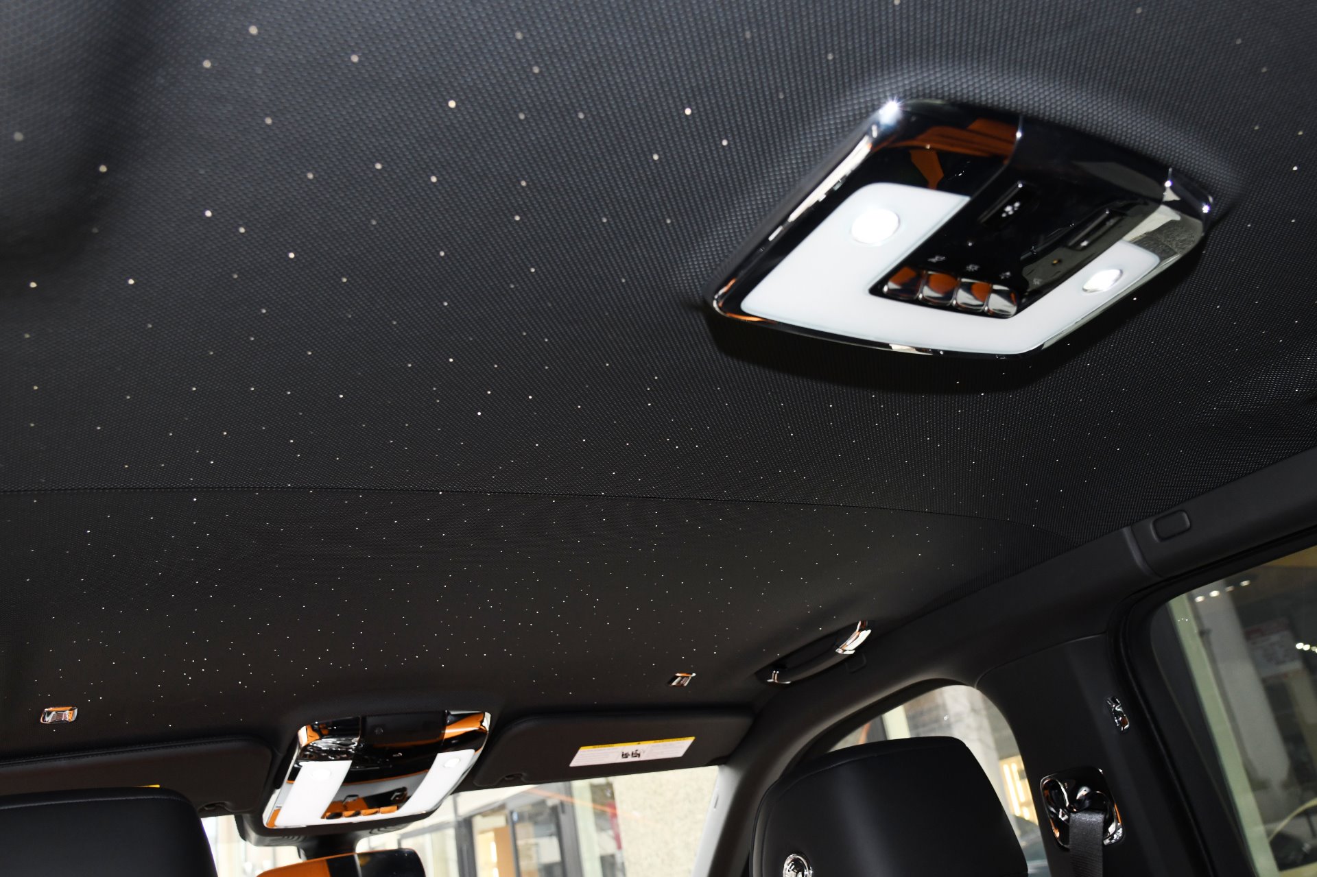 2020 Rolls-Royce Cullinan Black Badge, 16/19