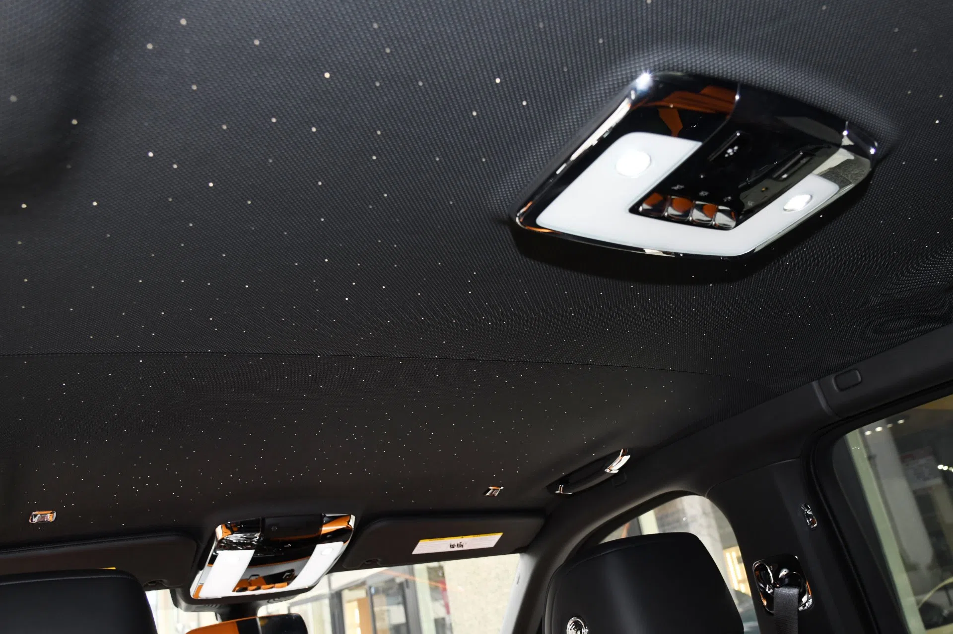 2020 Rolls-Royce Cullinan Black Badge interior, door panel