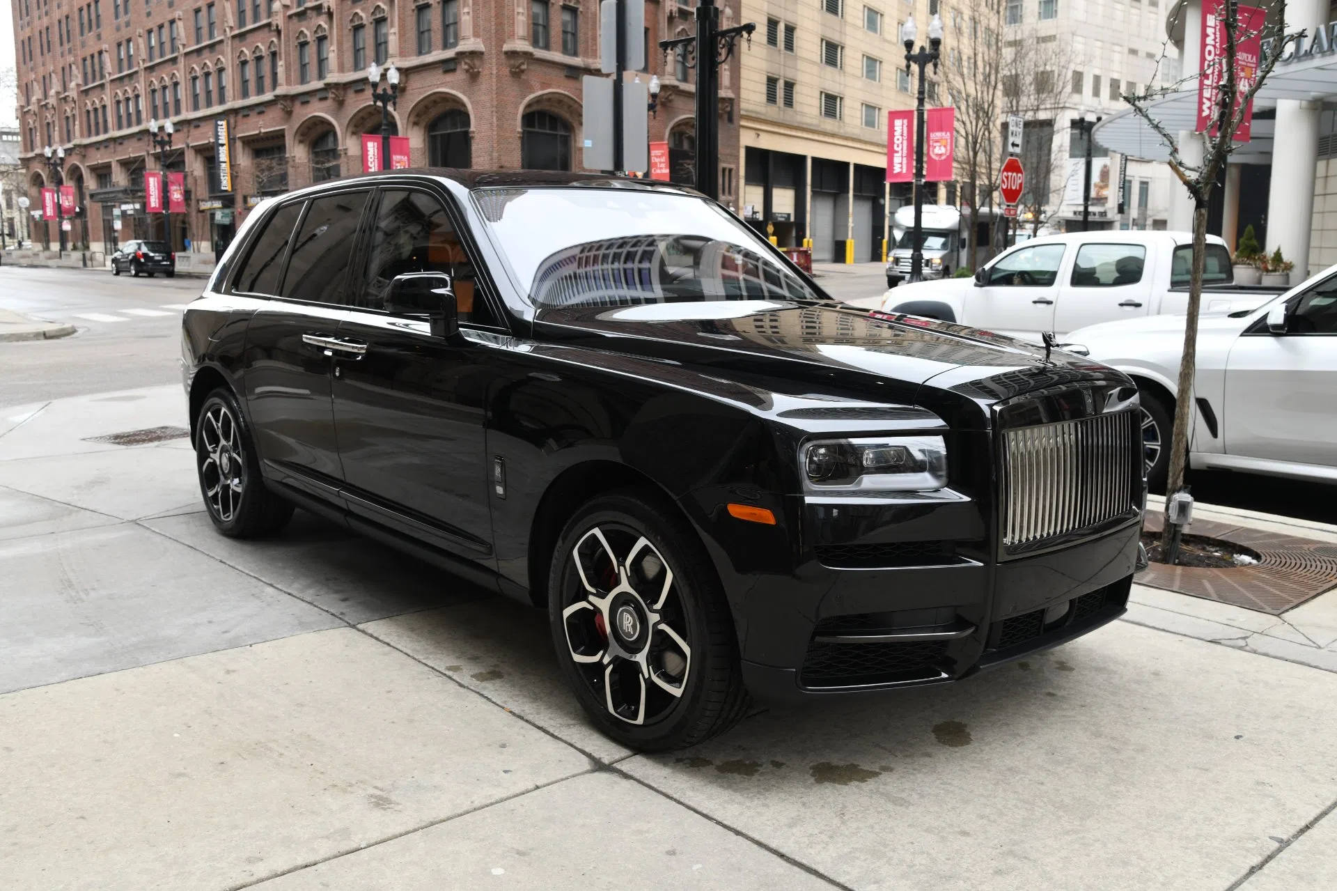 2020 Rolls-Royce Cullinan Black Badge for sale, exterior