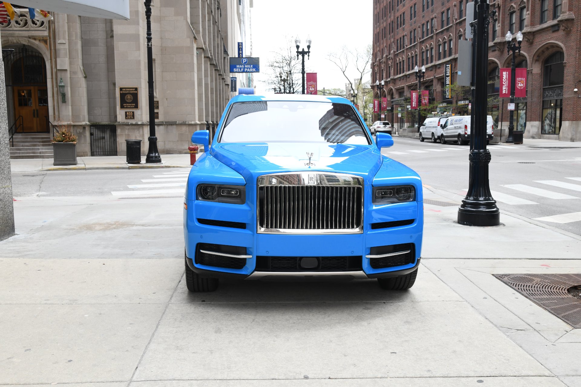 2020 Rolls-Royce Cullinan, 2/20
