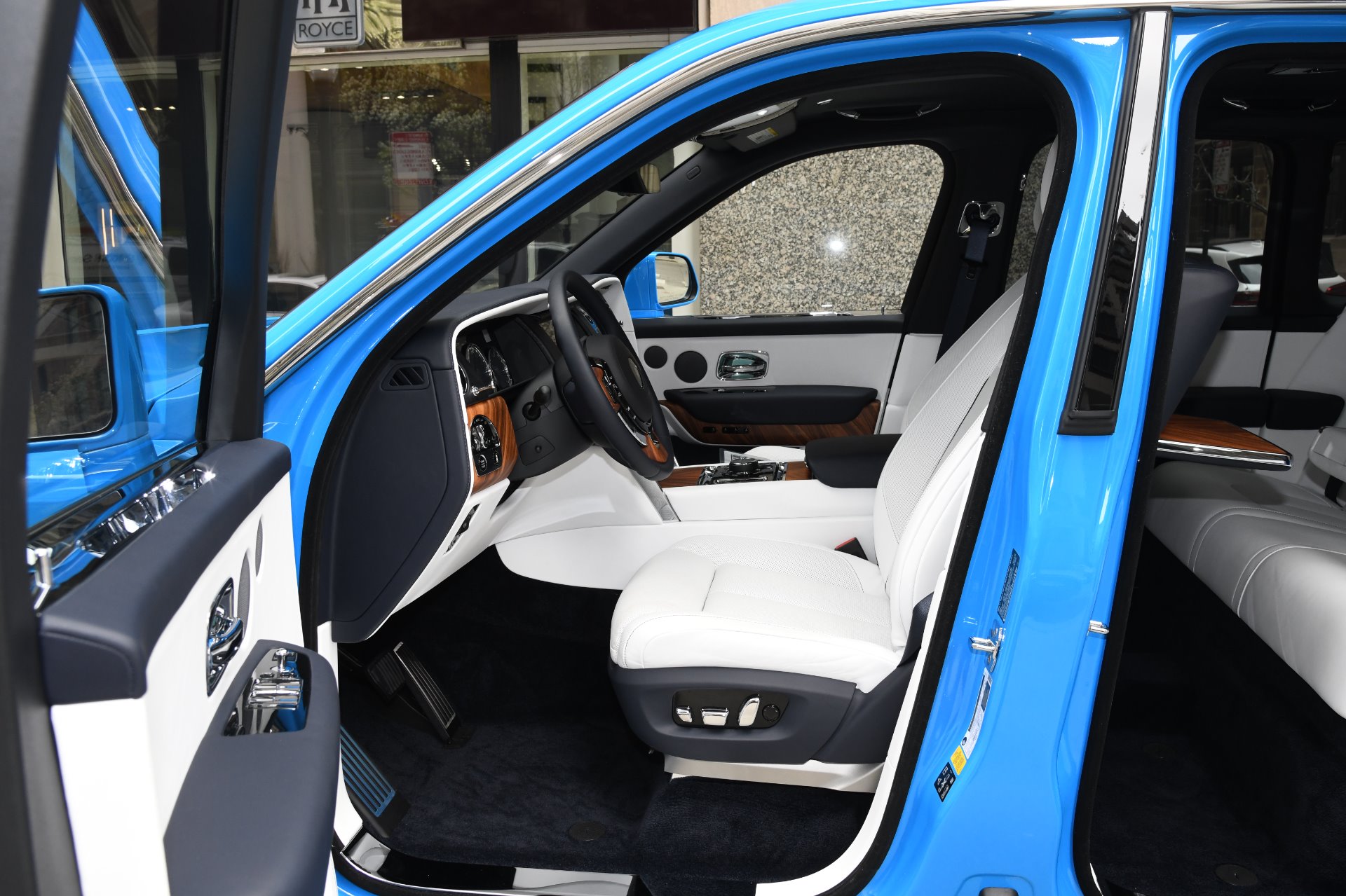 2020 Rolls-Royce Cullinan, 7/20