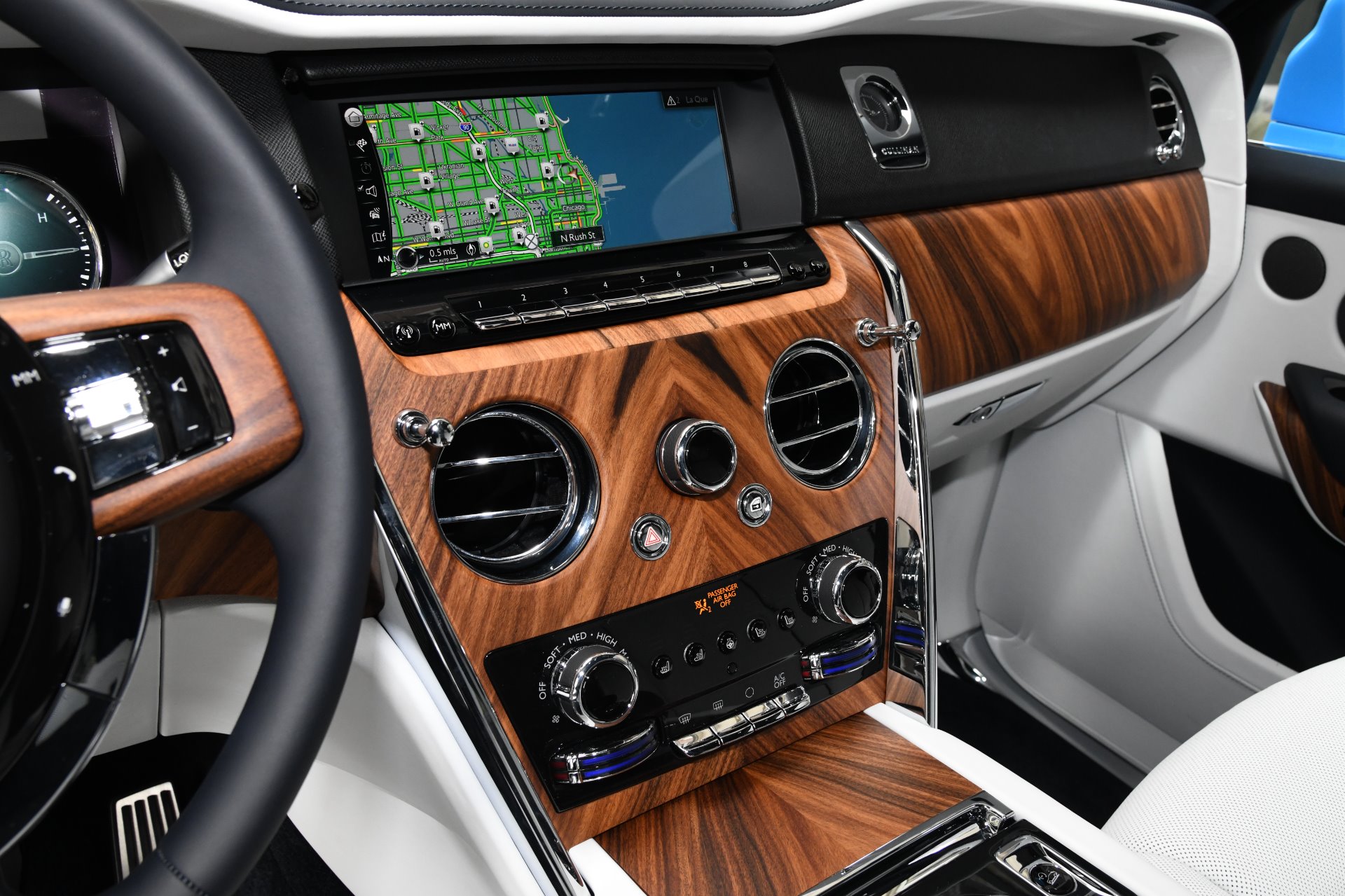2020 Rolls-Royce Cullinan, 15/20