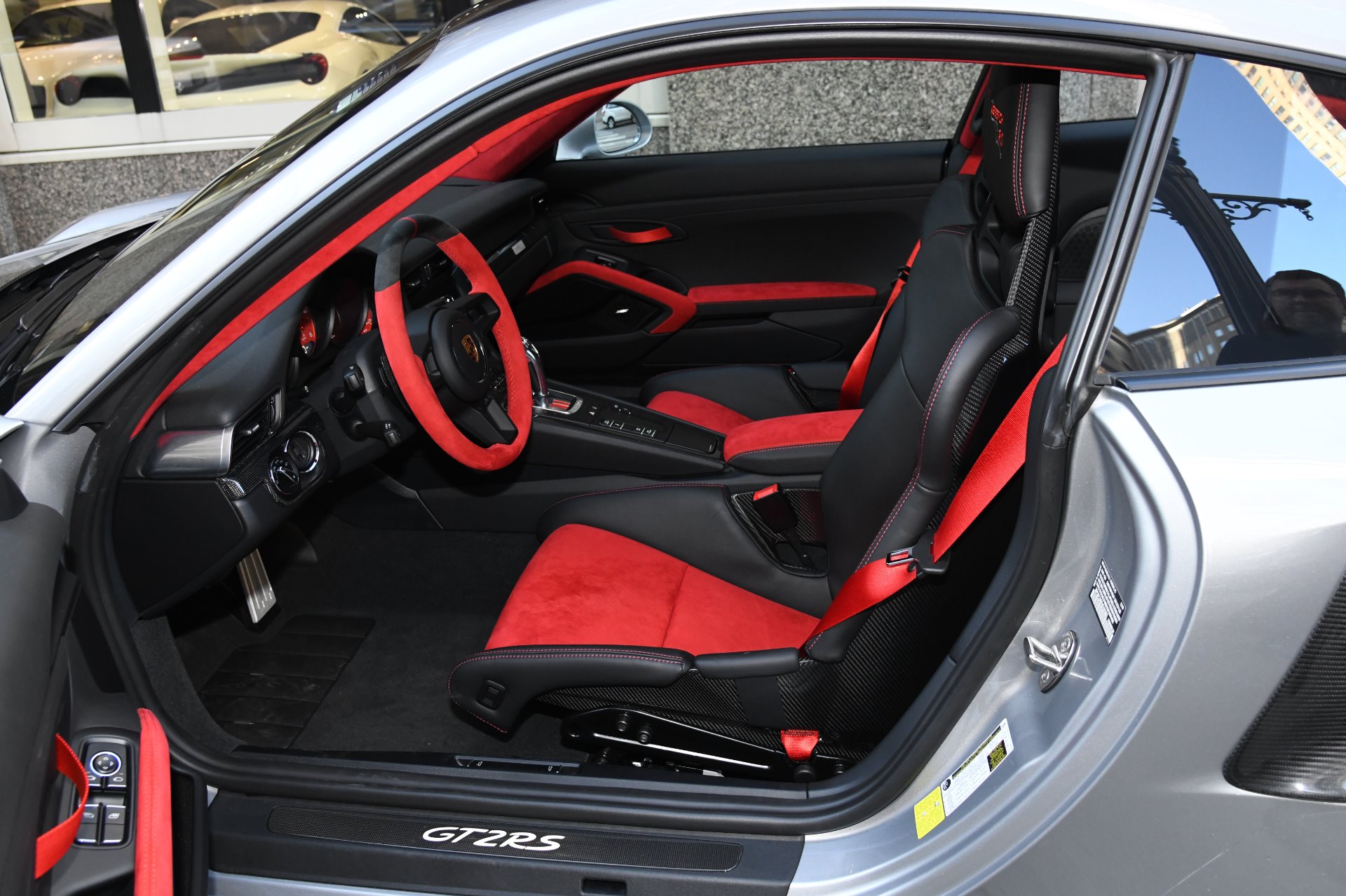 2018 Porsche 911 GT2 RS Coupe, 7/19