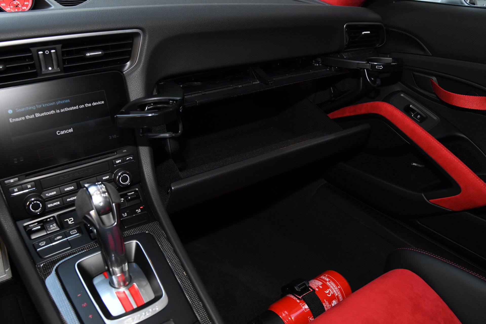 2018 Porsche 911 GT2 RS Coupe, 13/19