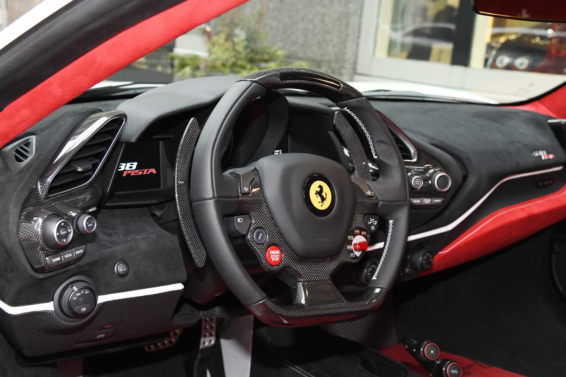 2020 Ferrari 488 Pista, 10/20